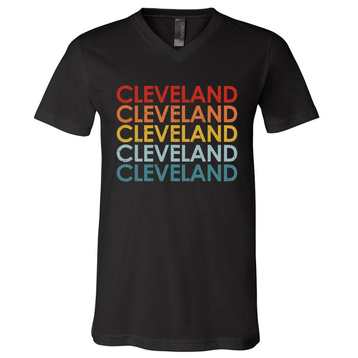 Vintage Cleveland Ohio Retro Travel Souvenir V-Neck T-Shirt