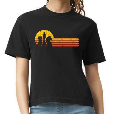 Vintage Chess Player Retro Sunset Design Chess Pieces Comfort Colors Boxy T-Shirt