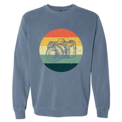 Vintage Camera Photographer Photography Gifts Retro Style Garment-Dyed Sweatshirt