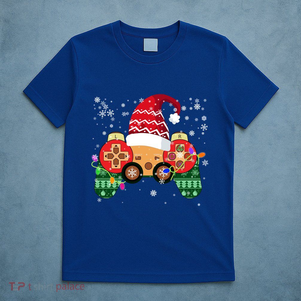 Videogame Controller Santa Hat Christmas Gaming Xmas Gamer Meaningful Gift T-Shirt