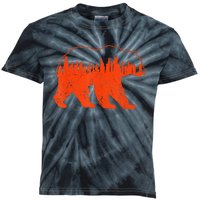 Vintage Downtown Chicago City Skyline Walking Bear Novelty Kids Tie-Dye T-Shirt