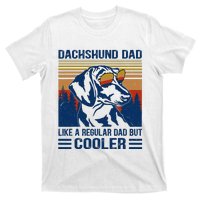 Vintage Dachshund Dad Like A Regular Dad But Cooler Funny (1) T-Shirt