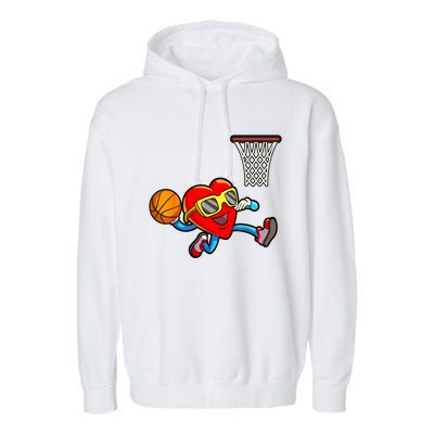 Valentines Day Heart Dunking Basketball Garment-Dyed Fleece Hoodie