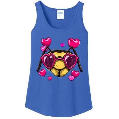 Valentines Day Queen Bee Heart Love Day Couple Bee Lover Cute Gift Ladies Essential Tank