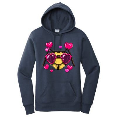 Valentines Day Queen Bee Heart Love Day Couple Bee Lover Cute Gift Women's Pullover Hoodie