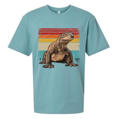 Vintage Distressed Retro Style Cool Komodo Dragon Sueded Cloud Jersey T-Shirt