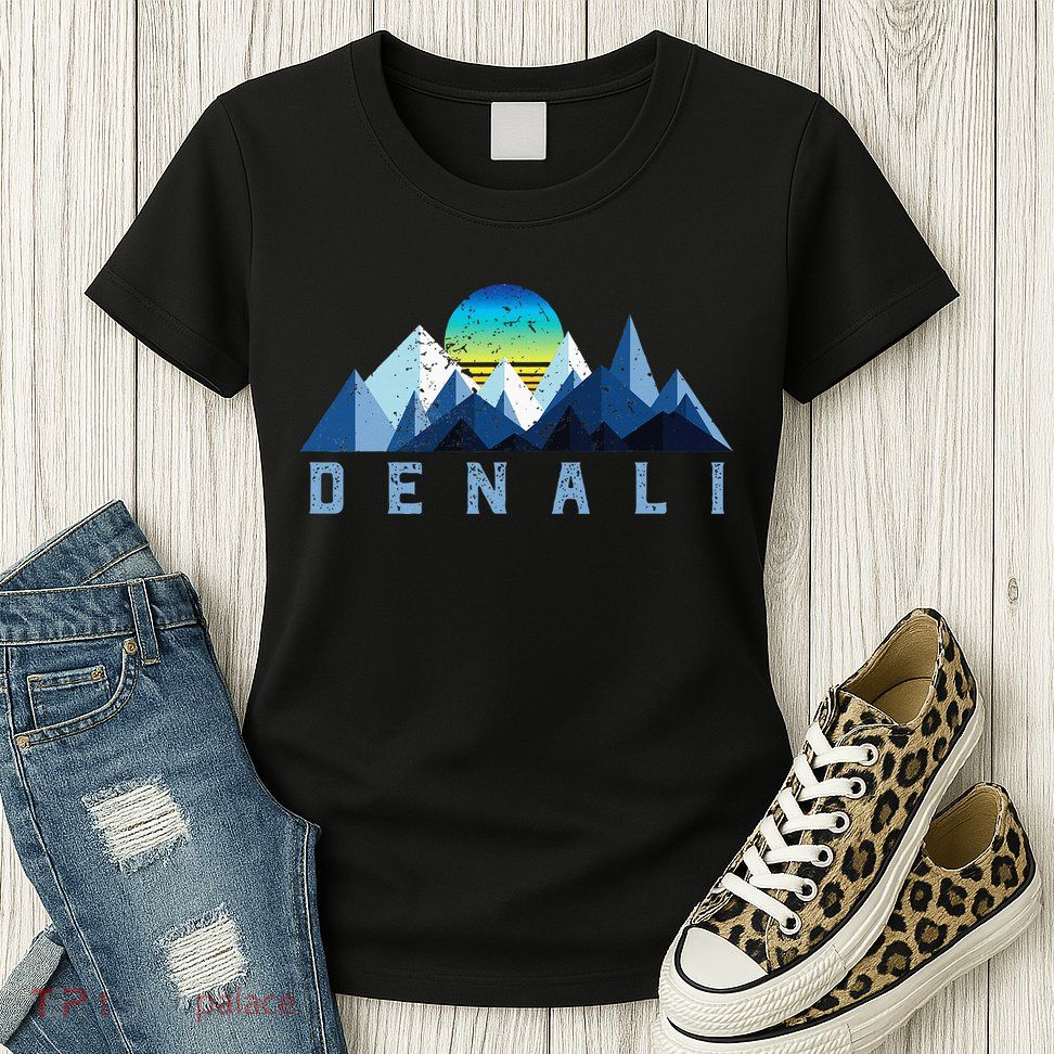 Vintage Denali Retro National Park Geometric Womens T-Shirt