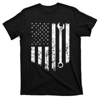 Vintage Distressed Repairman Car Mechanic USA Flag T-Shirt