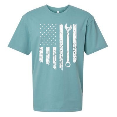 Vintage Distressed Repairman Car Mechanic USA Flag Sueded Cloud Jersey T-Shirt