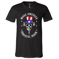 Vintage Design Uncle Sam Retro Make America Grateful Again V-Neck T-Shirt