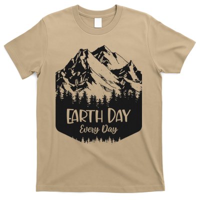 Vintage Earth Day Every Day Retro Mountains Idea T-Shirt
