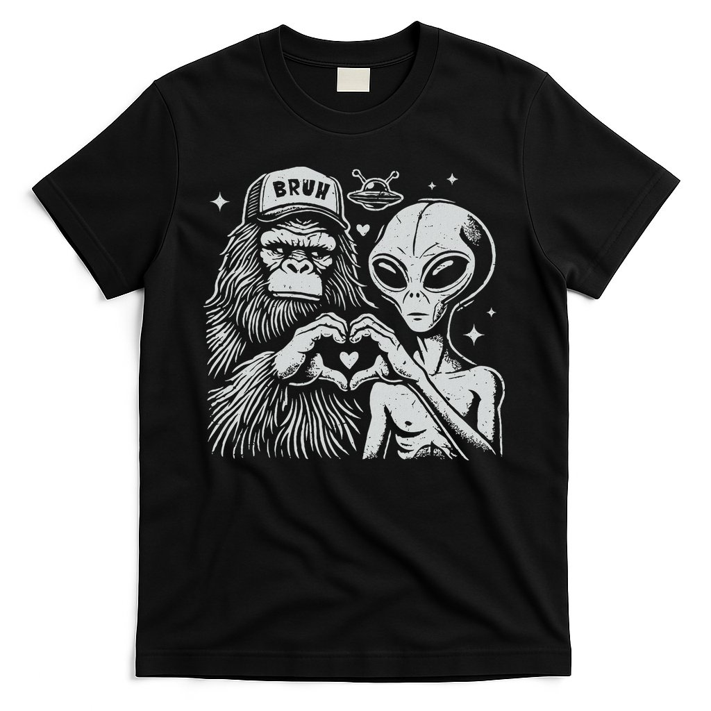 Vintage Funny Bigfoot And Alien Heart Hand Sign T-Shirt