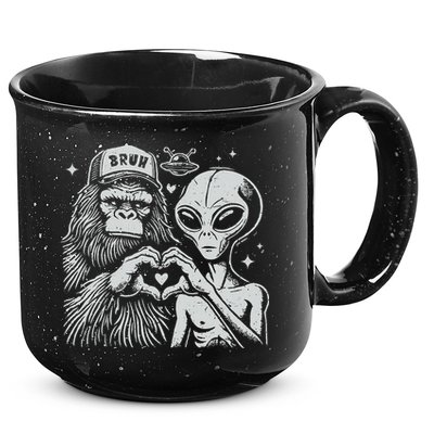 Vintage Funny Bigfoot And Alien Heart Hand Sign 15oz Campfire Ceramic Mug
