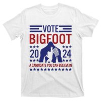 Vote For Bigfoot 2024 Funny Sasquatch Presidential Election T-Shirt