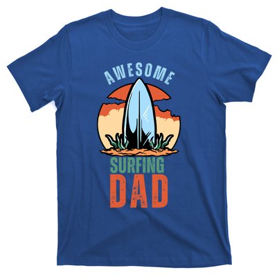 Vintage Fathers Day Awesome Surfing Dad Ever Gift T-Shirt