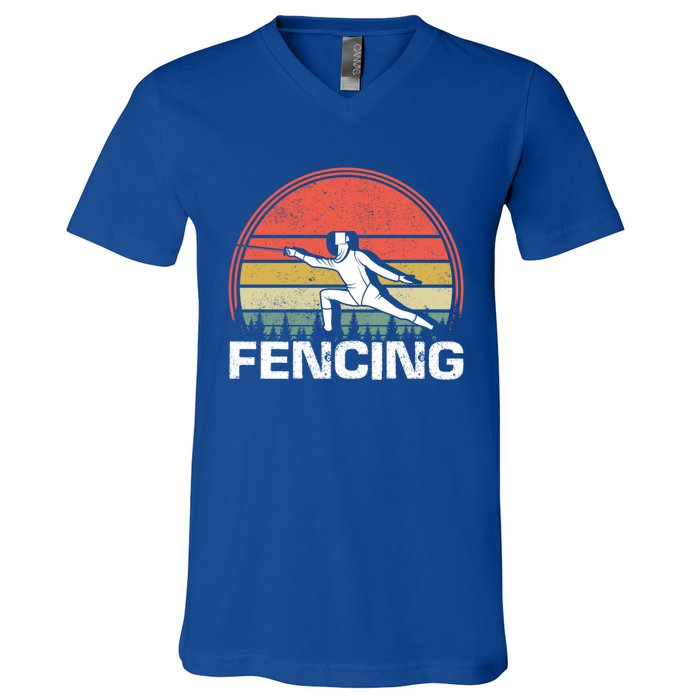 Vintage Fencer Retro Fencing Sports Duel Fight Saber Rapier Gift V-Neck T-Shirt