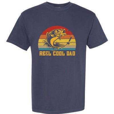 Vintage Fishing Reel Cool Dad Funny Fathers Day Garment-Dyed Heavyweight T-Shirt