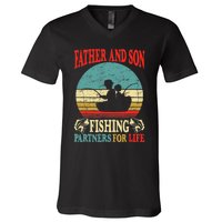 Vintage Father Son Fishing Partners For Life Dad Matching V-Neck T-Shirt