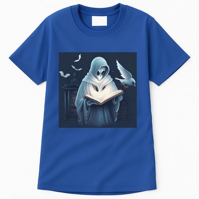 Vintage Ghost Book Reading Librarian Halloween Gift Tall T-Shirt