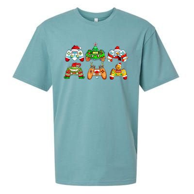 Video Game Controller Christmas Santa Hat Gamer Cool Gift Sueded Cloud Jersey T-Shirt