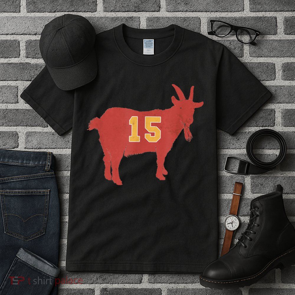 Vintage Grunge GOAT 15 Red And Gold Tall T-Shirt