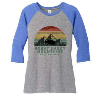 Vintage Great Smoky Mountains National Park Bear Meaningful Gift Women's Tri-Blend 3/4-Sleeve Raglan Shirt