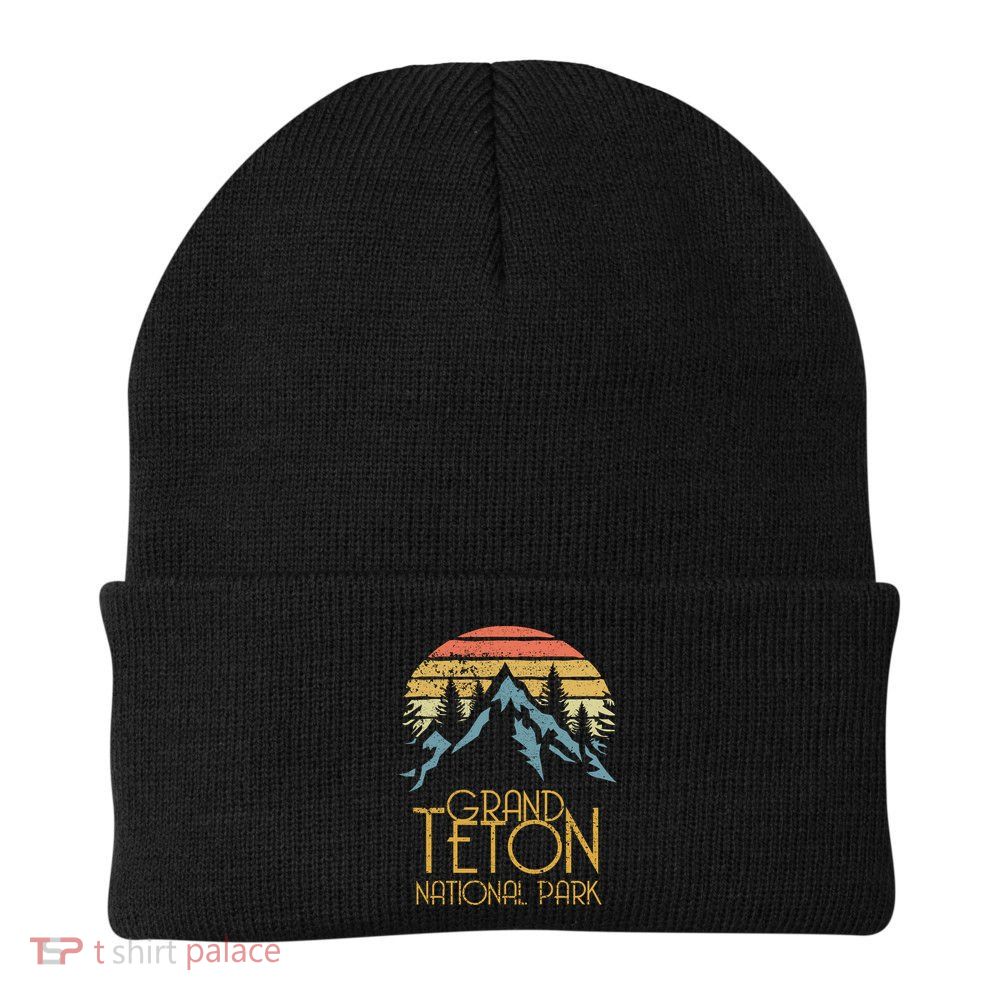 Vintage Grand Teton National Park Wyoming Retro Sweagift Beanie