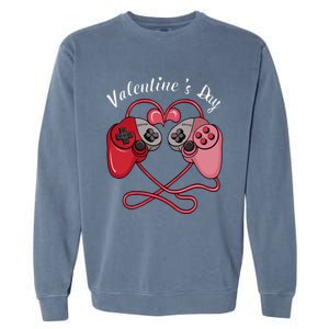 Video Gamer Valentines Day With Controllers Heart Great Gift Garment-Dyed Sweatshirt