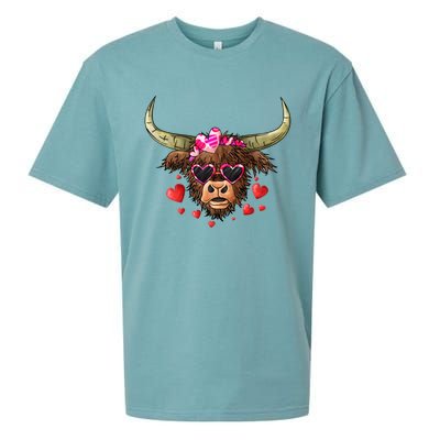 Valentines Highland Cow With Hearts Bandana And Glasses Gift Sueded Cloud Jersey T-Shirt