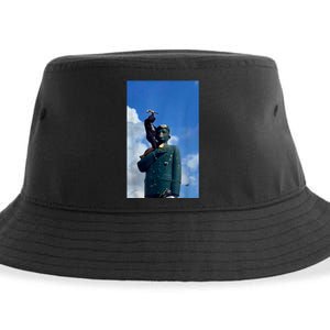 Venezuela Hasta El Final CaíDa De La Estatua De CháVez Sustainable Bucket Hat