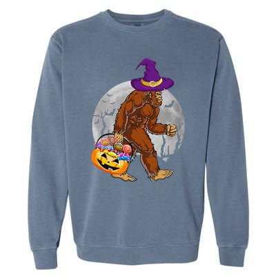 Vintage Halloween Scary Bigfoot Witch Hat Moon Witchy Gift Garment-Dyed Sweatshirt