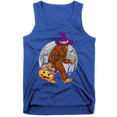 Vintage Halloween Scary Bigfoot Witch Hat Moon Witchy Gift Tank Top