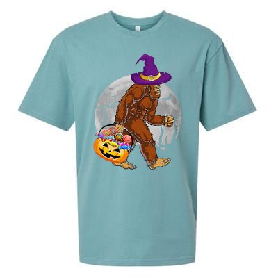 Vintage Halloween Scary Bigfoot Witch Hat Moon Witchy Gift Sueded Cloud Jersey T-Shirt