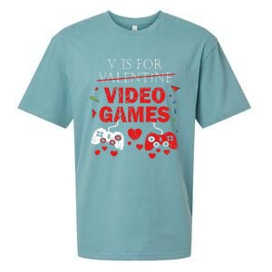 V Is For Video Games Funny Valentines Day Gamer Gift Sueded Cloud Jersey T-Shirt