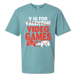 V Is For Video Games Funny Valentines Day Gamer Cute Gift Sueded Cloud Jersey T-Shirt