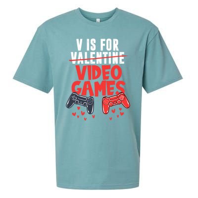 V Is For Video Games Happy Valentine's Day For Couple Cool Gift Sueded Cloud Jersey T-Shirt