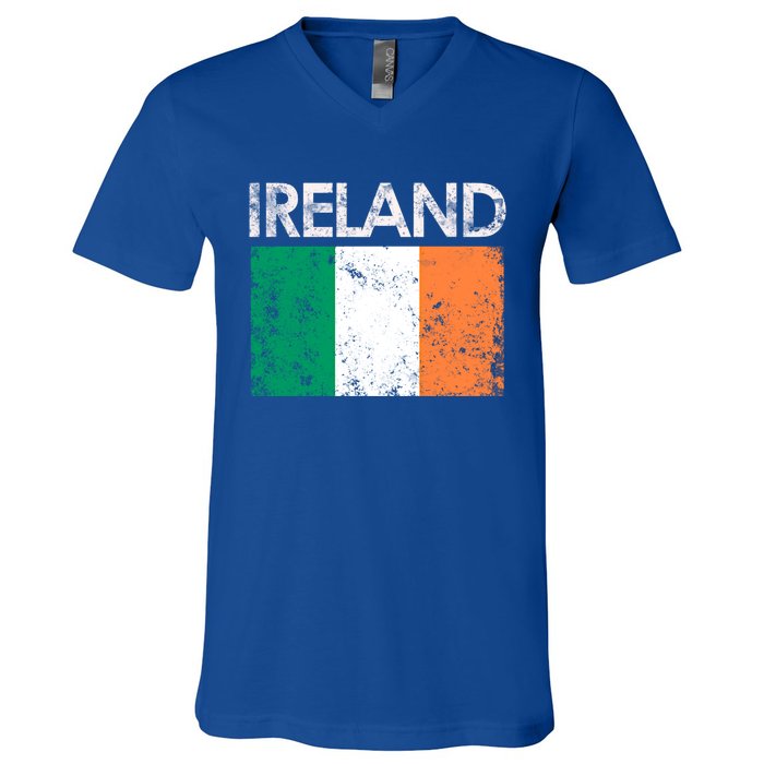 Vintage Ireland Irish Flag Pride Gift Cool Gift V-Neck T-Shirt