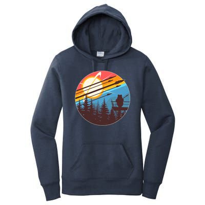 Vintage Alien World Space Battle Women's Pullover Hoodie