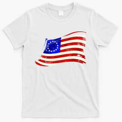 Vintage Betsy Ross 4th Of July American Waving Flag T-Shirt