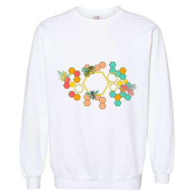 Vintage Bumblebee Hive Pattern Garment-Dyed Sweatshirt