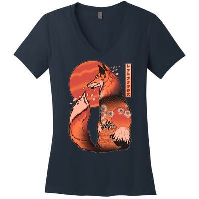 Vintage Japanese Red Fox Kitsune Tattoo Women's V-Neck T-Shirt