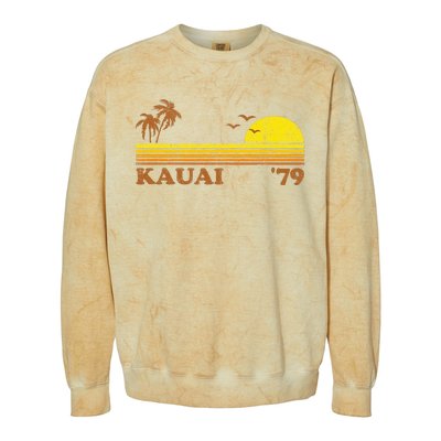 Vintage Kauai Beach Hawaii Retro Hawaiian Surfing 70s Gift Colorblast Crewneck Sweatshirt