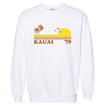 Vintage Kauai Beach Hawaii Retro Hawaiian Surfing 70s Gift Garment-Dyed Sweatshirt