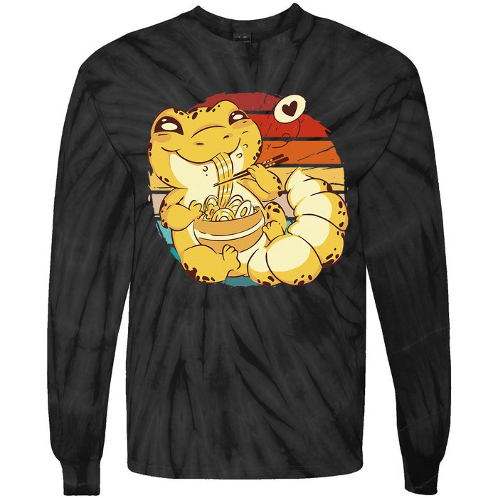 Vintage kawaii leopard gecko eating ra animal ra lover Tie-Dye Long Sleeve Shirt