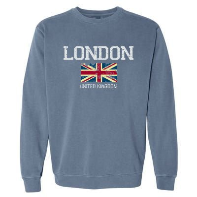 Vintage London England United Kingdom Souvenir Gift Cool Gift Garment-Dyed Sweatshirt