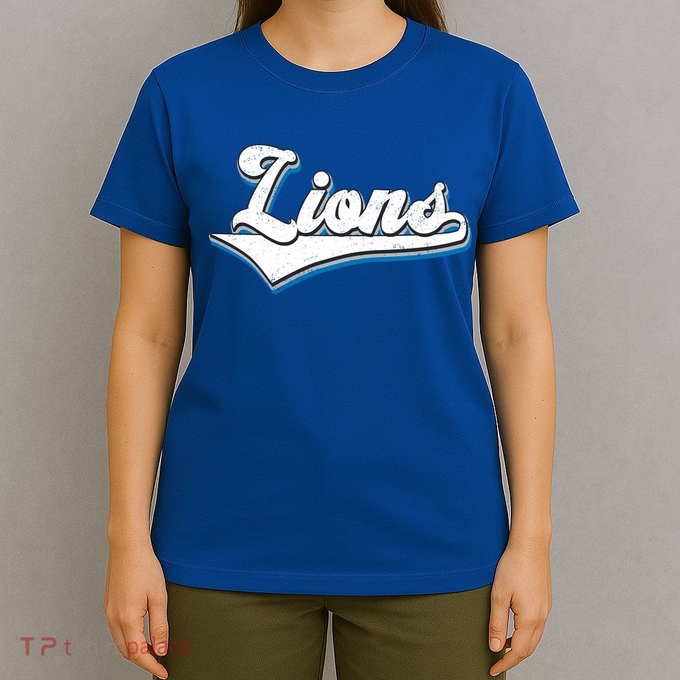 Vintage Lion Football Logo T-Shirt