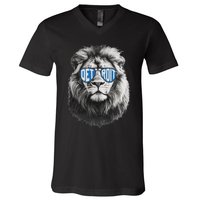 Vintage Lion Lover Apparel With Sunglasses V-Neck T-Shirt