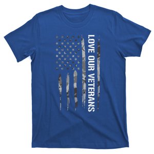 Veteran: Love Our Veterans American Flag Cool Gift T-Shirt