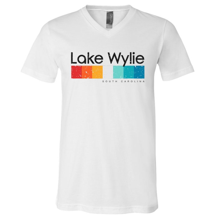 Vintage Lake Wylie Sc South Carolina Usa Retro Design V-Neck T-Shirt