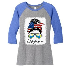 Volleyball Mom American Flag Messy Bun Volleyball Mom Gift Women's Tri-Blend 3/4-Sleeve Raglan Shirt